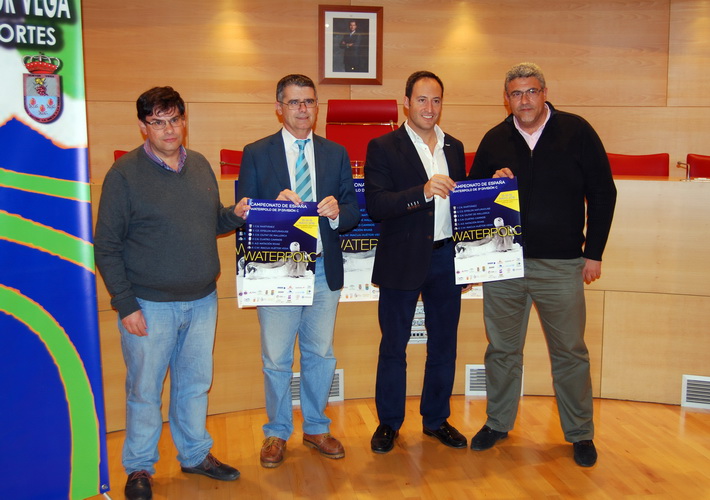 La piscina de Huétor Vega acoge este fin de semana el Campeonato de España de Waterpolo